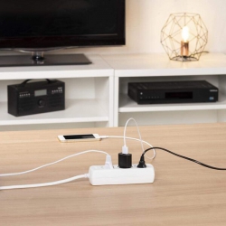 Сетевой удлинитель Hama 3XSchuko 3G*1.5мм 5м White 00108842