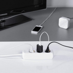 Сетевой удлинитель Hama 3XSchuko 3G*1.5мм 5м White 00108842