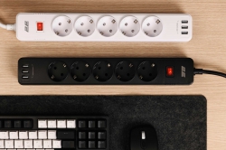 Удлинитель-фильтр сетевой 2E 5xТип F, 3x1.5мм кв, 16A, 3xUSB-A, с защитой от перенапряжения, 2м, белый 2E-SP515M2USBWH