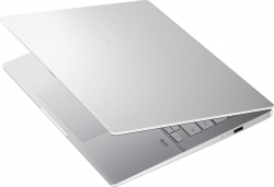 Ноутбук ASUS Vivobook S 14 M3407HA-SF079 14" WUXGA OLED, AMD R5-220, 16GB, F512GB, UMA, NoOS, Серебристый 90NB16E2-M00700