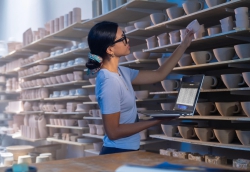 Ноутбук HP Probook 4-G1a 16" WUXGA IPS, AMD R3-210, 24GB, F1TB, UMA, DOS, сріблястий B9ZJ3ET