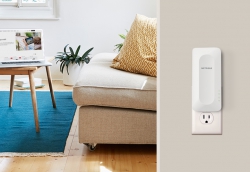 Розширювач WiFi-покриття NETGEAR EAX15 AX1800, 1xGE LAN EAX15-100PES