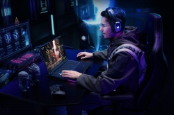 Ноутбук Acer Predator Helios 16 PH16-73 16" OLED, Intel U9-275HX, 64GB, F2TB, NVD5090-24, Win11P, черный NH.QW0EU.002