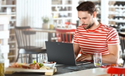 Ноутбук Acer Aspire 15 A15-51M 15.6" FHD IPS, Intel i7-13620H, 32GB, F1TB, UMA, Lin, сірий NX.JKVEU.004
