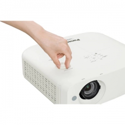 Проектор Panasonic PT-VX610 (3LCD, XGA, 5500 lm) PT-VX610E