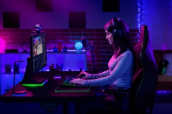 Веб-камера Razer Kiyo Pro Full HD Black RZ19-03640100-R3M1