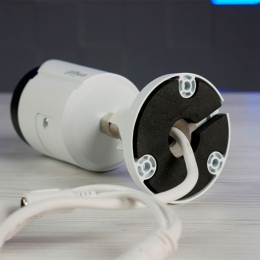 Камера відеоспостереження Dahua DH-IPC-HFW2249S-S-IL (2.8)