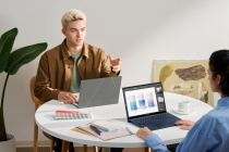Ноутбук ASUS Zenbook S 13 UX5304VA-NQ083 13.3" 2.8K OLED, Intel i7-1355U, 16GB, F1TB, UMA, NoOS, Сірий 90NB0Z92-M004Y0