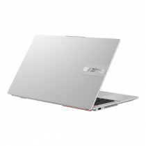Ноутбук ASUS Vivobook S 15 K5504VA-MA391 15.6" 2.8K OLED, Intel i5-13500H, 16GB, F512GB, UMA, NoOS, Сріблястий 90NB0ZK3-M00NN0