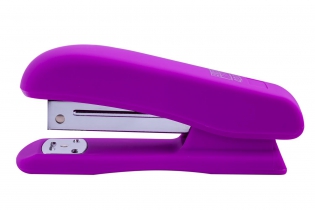 Степлер пластиковый RUBBER TOUCH к 20арк., (скобы №24; 26), фиолетовый Buromax BM.4202-07
